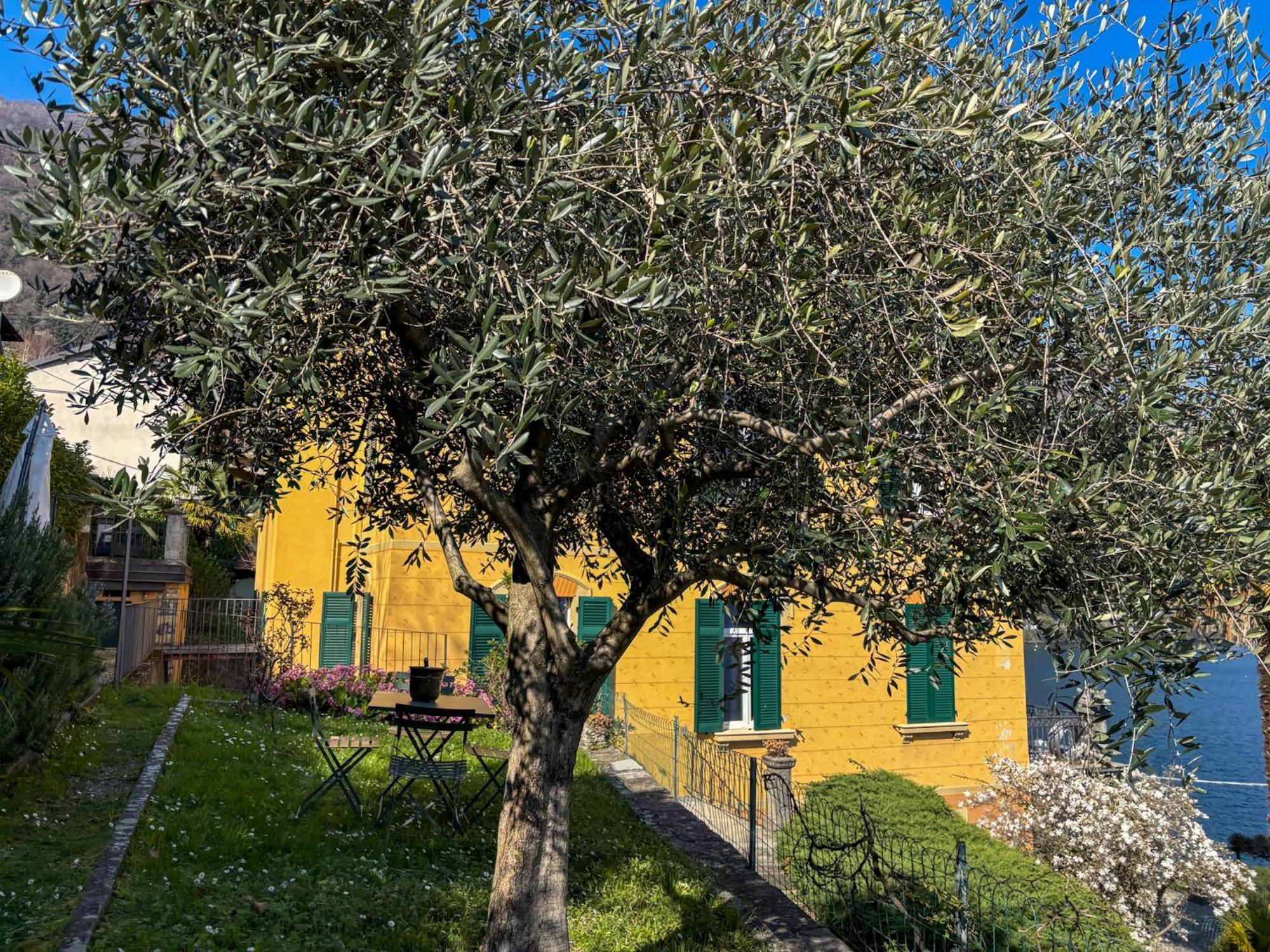 Villa Peroni Argegno - View House Kültér fotó